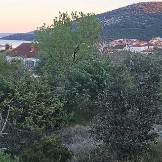 Prodej stavební parcely, 1210m&sup2;