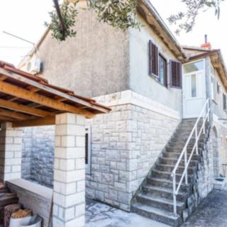 Prodej vily, 180m²