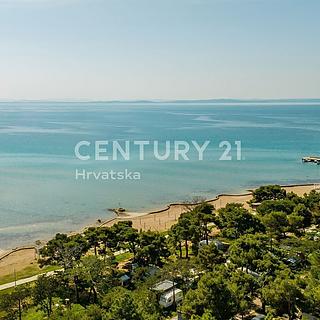 Prodej komerčního pozemku, 962m²