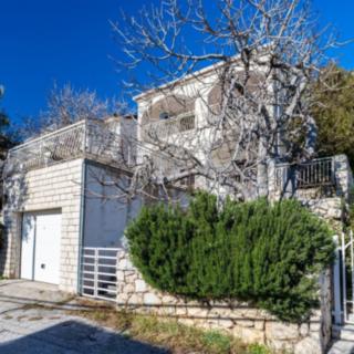 Prodej vily, 209m²