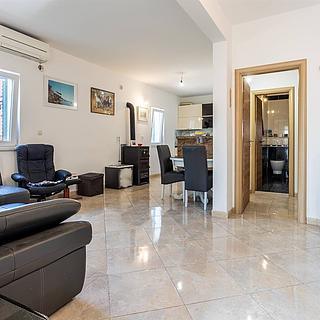 Prodej bytu 2+1, 90m&sup2;