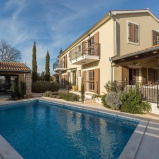 Prodej vily, 200m²