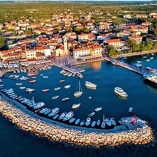 Prodej stavební parcely, 838m²