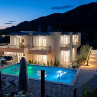 Prodej vily, 300m&sup2;