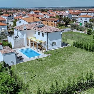 Prodej vily, 225m&sup2;