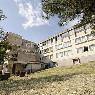 Prodej Ostatních komerčních prostor, 4500m²