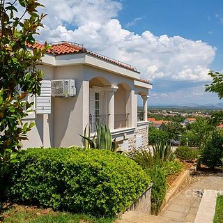 Prodej vily, 400m&sup2;