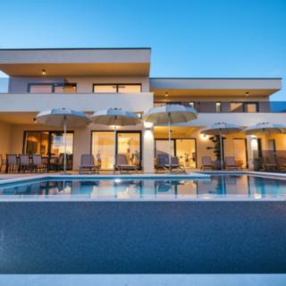 Prodej vily, 254m&sup2;