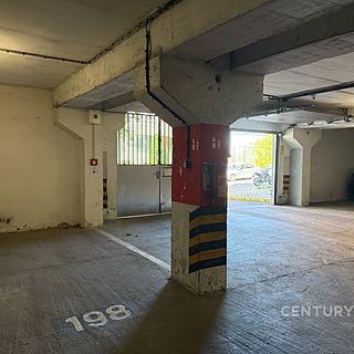 Prodej parkovacího místa 11 m² Praha, Ve Lhotce