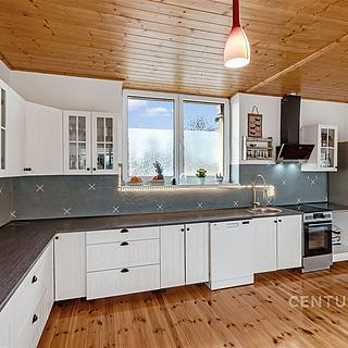 Prodej rodinného domu 135 m² Zálezlice