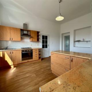 Pronájem bytu 2+kk 53 m² Hostomice, Pivovarská
