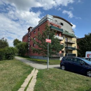 Pronájem bytu 3+kk 76 m² Praha Štěrboholy, Andersenova