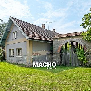 Prodej zemědělské usedlosti 335 m&sup2; Veliš