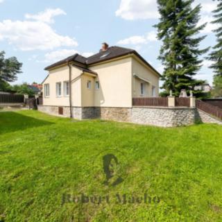 Prodej rodinného domu 208 m² Čisovice