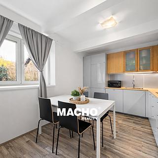 Pronájem bytu 1+1 45 m&sup2; Praha