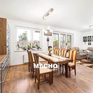 Prodej bytu 3+kk 98 m² Praha Letňany, Křivoklátská