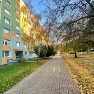 Prodej bytu 1+1 36 m² Bílina Teplické Předměstí, Sídliště Za Chlumem