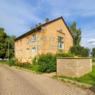 Pronájem bytu 1+1 31 m² Lovosice, U Nadjezdu