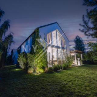 Prodej rodinného domu 200 m² Stěžery