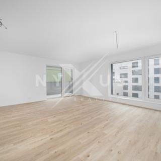 Pronájem bytu 2+kk 70 m² Praha