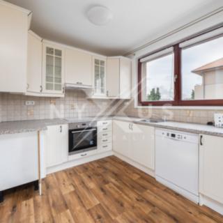 Pronájem bytu 2+kk 43 m² Praha