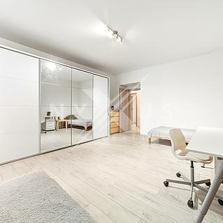 Prodej bytu 4+1 100 m² Praha Holešovice, Bubenská