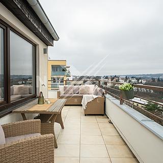 Prodej bytu 5+1 a více 120 m² Praha Košíře, Česká