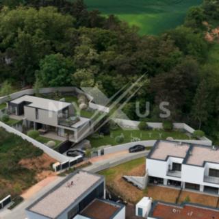 Prodej stavební parcely 1217 m² Praha