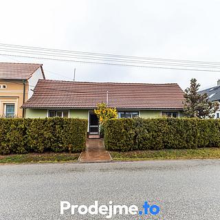Prodej rodinného domu 99 m&sup2; Hevlín