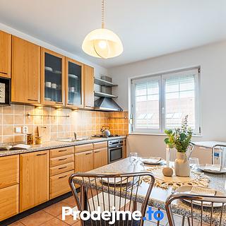 Prodej bytu 3+1 95 m&sup2; Znojmo