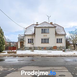 Prodej rodinného domu 213 m² Slatina