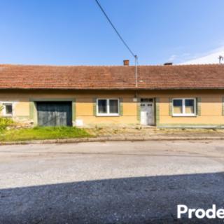 Prodej rodinného domu 252 m² Úsuší