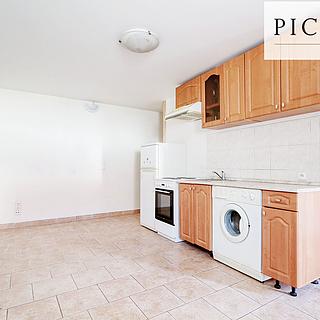 Prodej rodinného domu 43 m² Líšťany Košetice