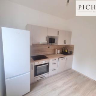 Pronájem bytu 2+1 52 m² Karlovy Vary Hůrky, K Letišti