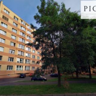 Pronájem bytu 1+1 52 m² Sokolov