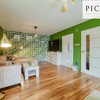 Pronájem rodinného domu 180 m² Dýšina, Kostelní