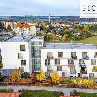 Prodej bytu 2+kk 64 m² Holýšov