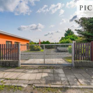 Prodej stavební parcely 200 m² Praha Dubeč