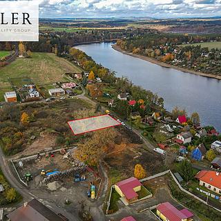 Prodej stavební parcely 1003 m² Úlice