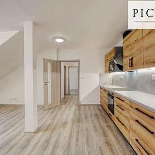 Prodej bytu 3+kk 63 m² Chotěšov