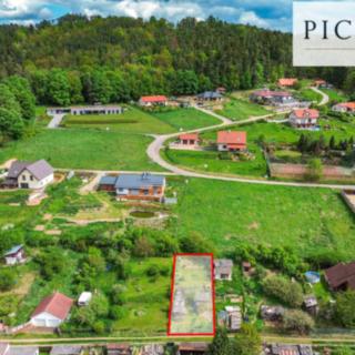 Prodej stavební parcely 246 m² Plasy