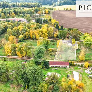 Prodej stavební parcely 2 693 m² Lipová