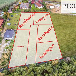 Prodej stavební parcely 800 m² Hromnice