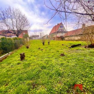 Prodej stavební parcely 966 m&sup2; Malý Újezd