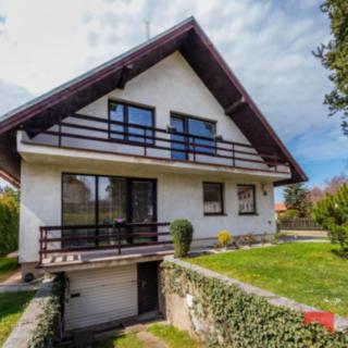 Prodej rodinného domu 303 m² Černouček