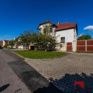 Prodej rodinného domu 185 m² Ledčice