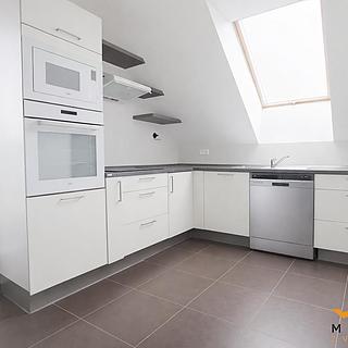 Pronájem bytu 3+kk 65 m&sup2; Dobronín