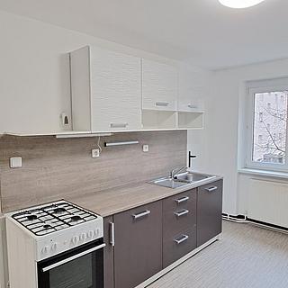 Pronájem bytu 3+1 72 m² Jihlava, Hamerníkova