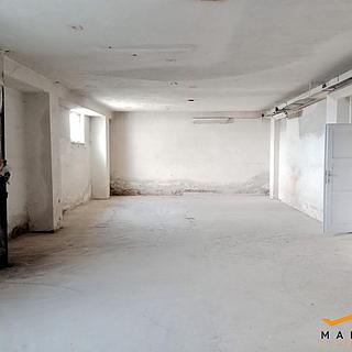 Pronájem skladu 87 m² Úsobí