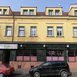 Pronájem bytu 2+1 60 m² Teplice, Školní